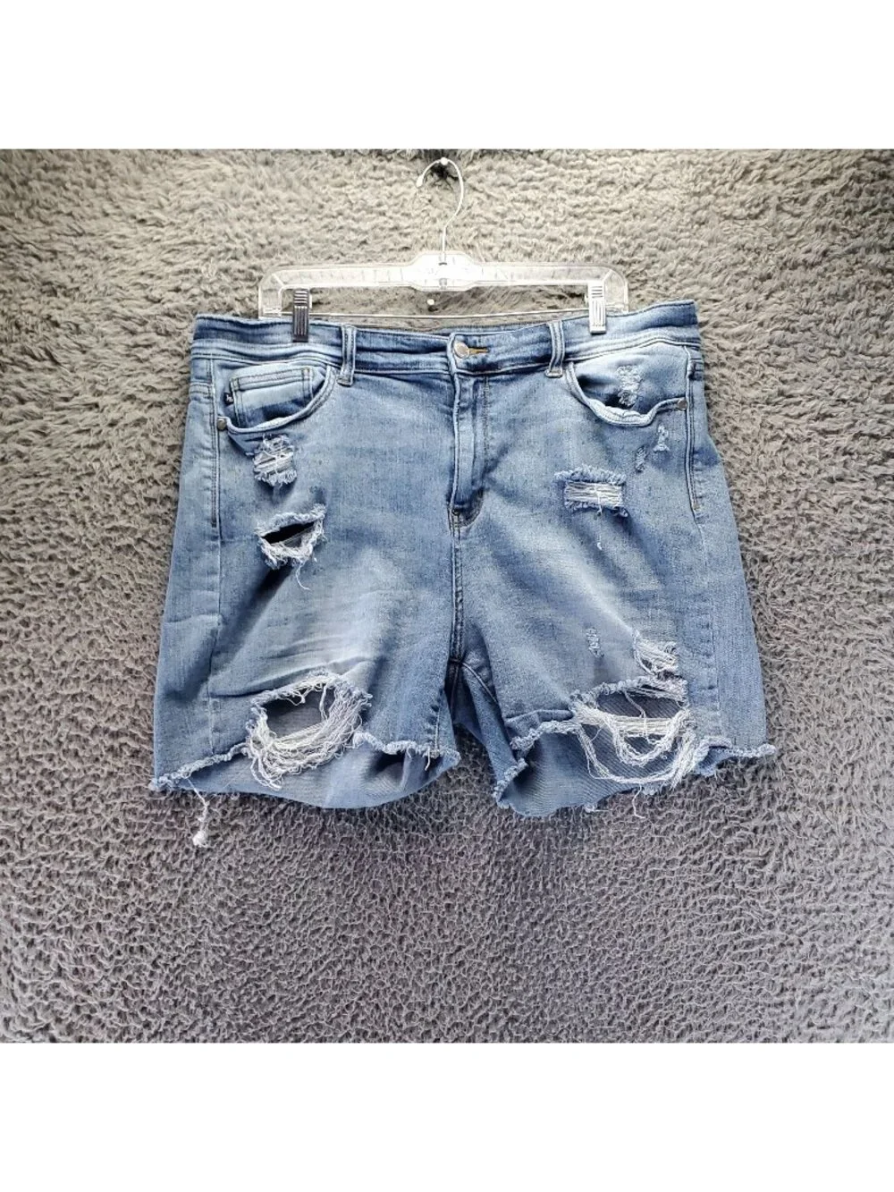 Judy Blue Shorts Womens 3XL Blue Distressed High-Waisted Ripped Denim *Read*
